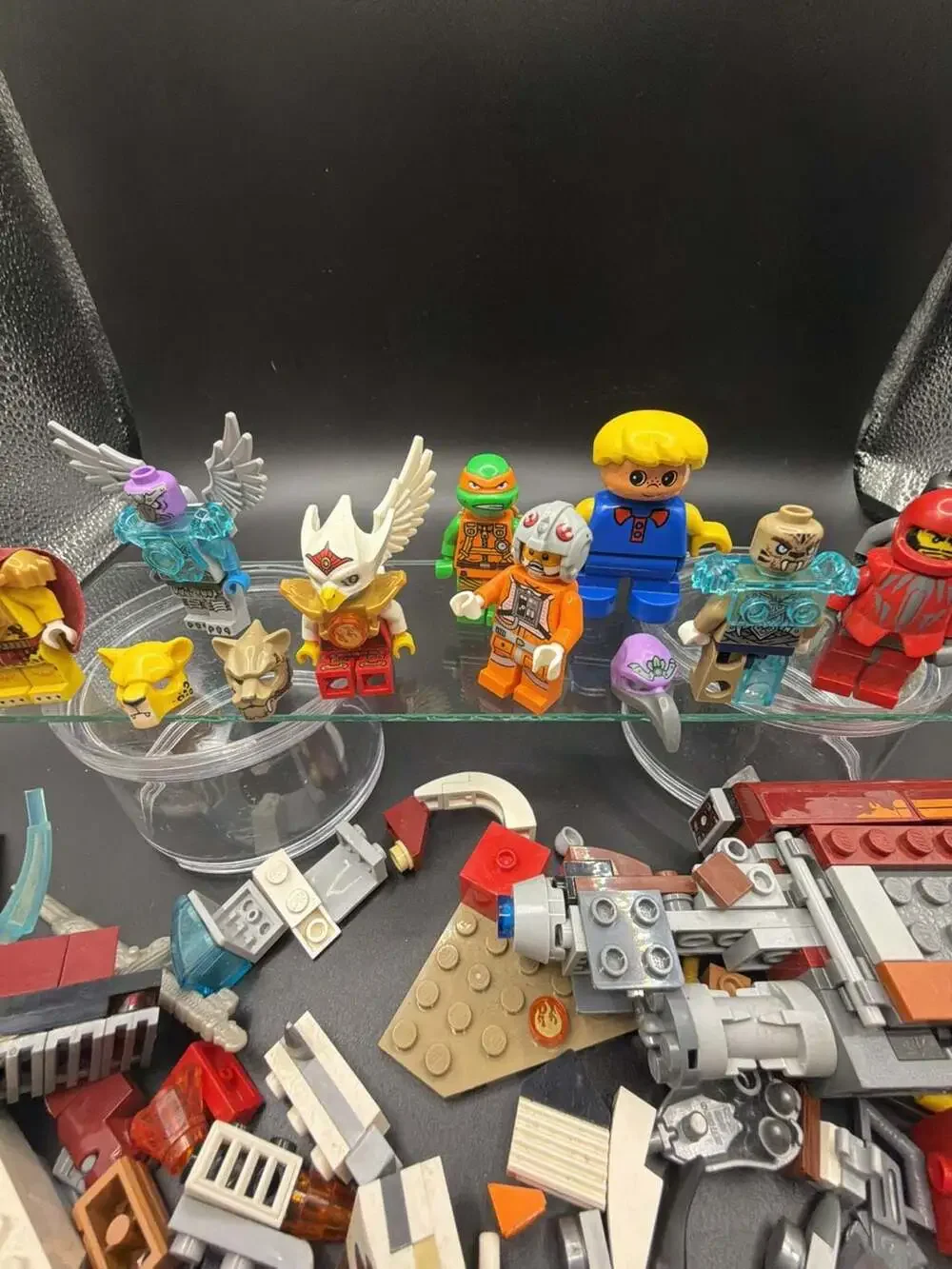 LEGO Legends of Chima Minifigures and Building Brick Lot